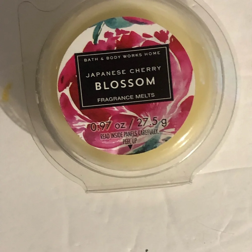 Bath & Body Works Home Japanese Cherry Blossom Fragrance Melt 0.97 oz